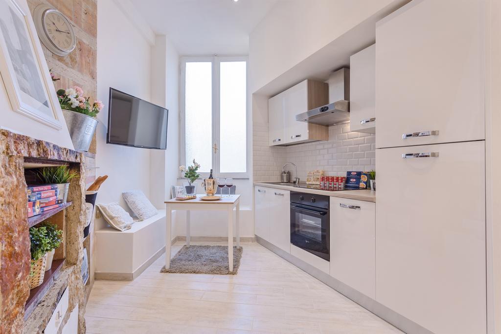 Townhouse By The Spanish Steps โรม ห้อง รูปภาพ