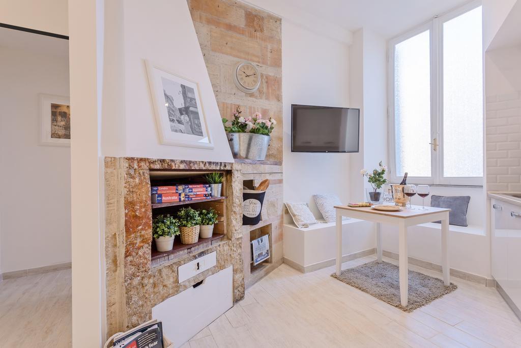 Townhouse By The Spanish Steps โรม ห้อง รูปภาพ