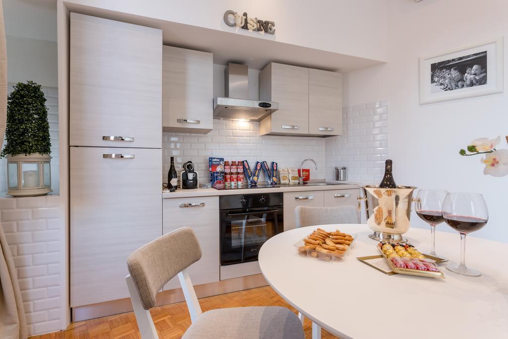 Townhouse By The Spanish Steps โรม ห้อง รูปภาพ