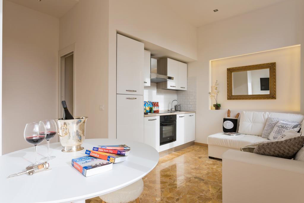 Townhouse By The Spanish Steps โรม ห้อง รูปภาพ