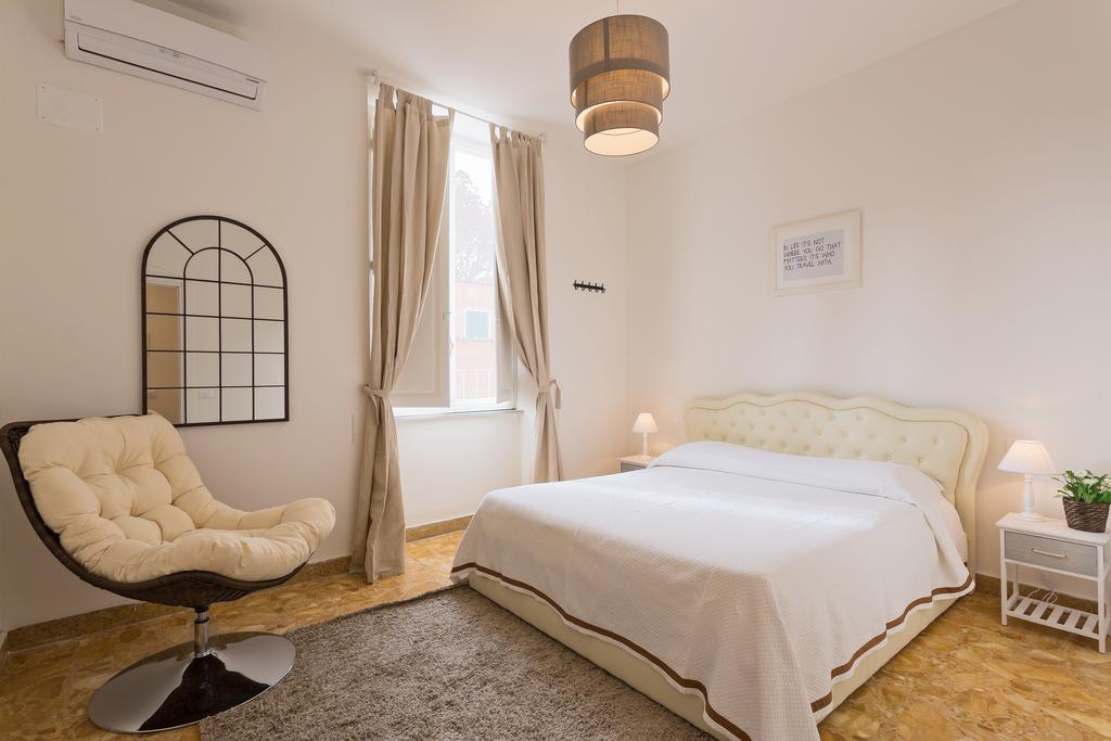 Townhouse By The Spanish Steps โรม ห้อง รูปภาพ